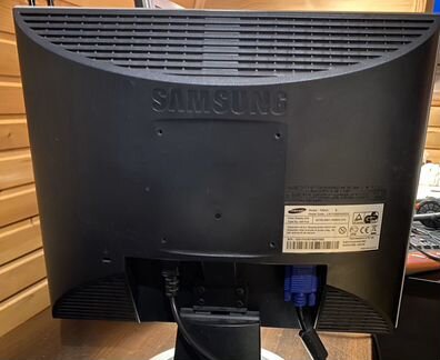 Мониторы Samsung, LG 17’’