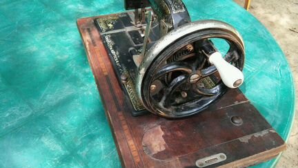 Швейная машина две