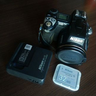 Фотоаппарат Nikon E5700