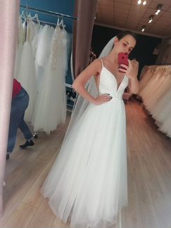 Свадебное платье 42-44 новое