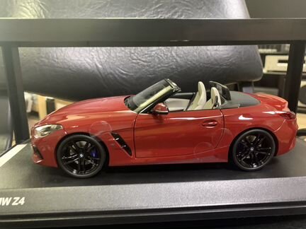 Модель bmw 1:18 z4 g29
