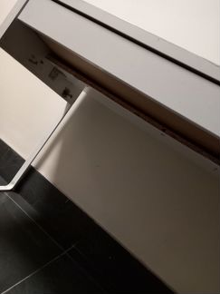 Письменный стол IKEA