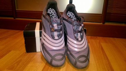 Кроссовки adidas