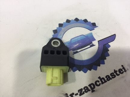 Датчик удара боковой Toyota RAV 4 IV (CA40)