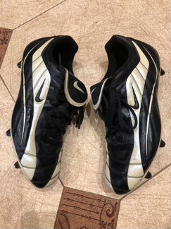 Бутсы Nike