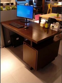 Стол письменный б/у