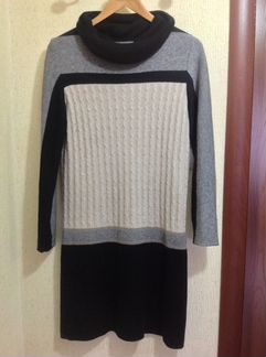 Платье шерстяное