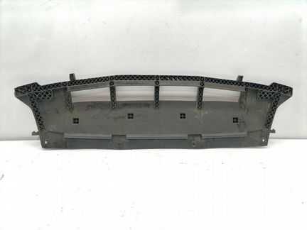 Пыльник переднего бампера Audi Q5 3.2 FSI 2010