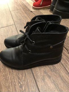 Ботинки Женские