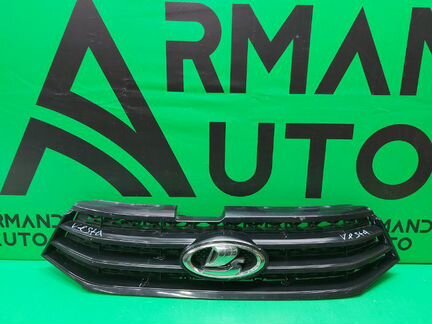 Решетка радиатора LADA Vesta 2015