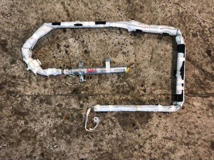 Подушка безопасности боковая правая Mazda 3 BK Z6