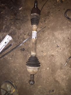 Привод Передний левый на Citroen С4 Sedan, Peugeot