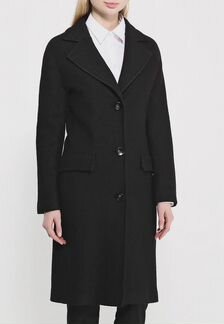 Чёрное пальто 