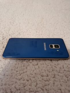 Мобильный телефон Samsung