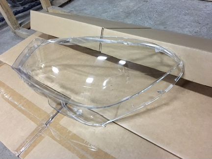 Стекло фары Mercedes C204 Рестайлинг