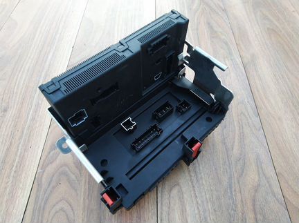 Задний блок SAM Mercedes W221 разборка