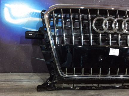 Решетка радиатора Audi Q5 rest