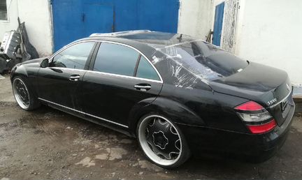 В разбор Mercedes S550 W221 двс 273.961