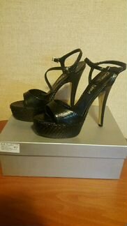 Итальянские босоножки из кожи питона