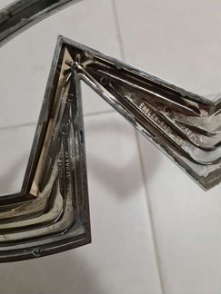 Эмблема значек Infiniti FX