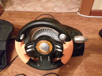 Руль игровой Genius