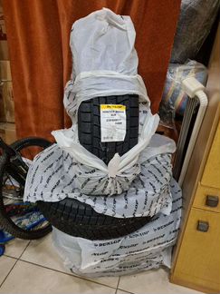 Зимняя резина Dunlop Winter Maxx Sj8 235/65R17 108
