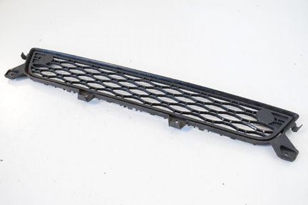 Решетка бампера центральная Volvo XC60 60 08-17 до