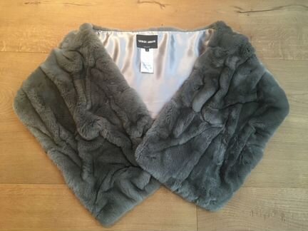 Меховая накидка Giorgio Armani