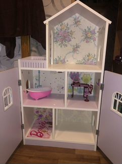 Домик кукольный