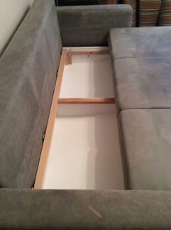 Диван фабрики 8 марта