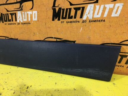 Накладка двери передняя правая Cadillac Srx 2