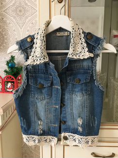 Жилетка джинсовая