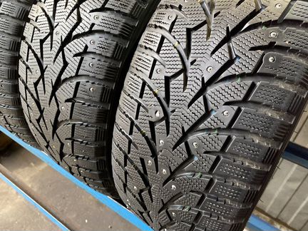 Комплект 215/50R17 Toyo observe G3- Ice