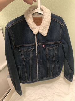 Мужская джинсовая куртка levis