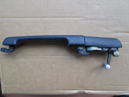 Ручка наружная задней левой двери Passat