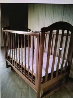 Кроватка детская