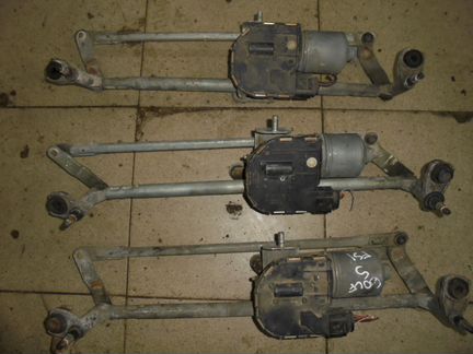 Трапеция дворников Фольксваген Гольф 5