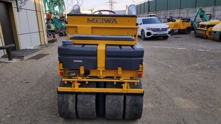 Вибро каток дорожный Meiwa Isuzu 2.5т Япония