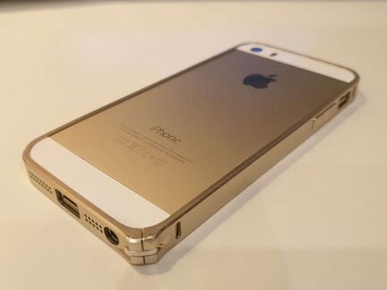 Телефон iPhone 5