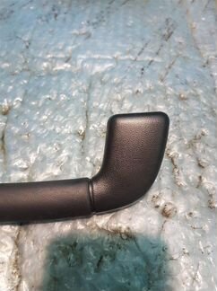 Ручка внутренняя потолочная toyota Land Cruiser