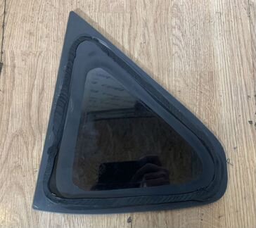 Стекло глухое (форточка) Ниссан Кашкай J10