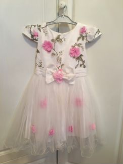 Платье нарядное