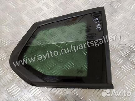 Стекло боковое заднее правое BMW X3 F25