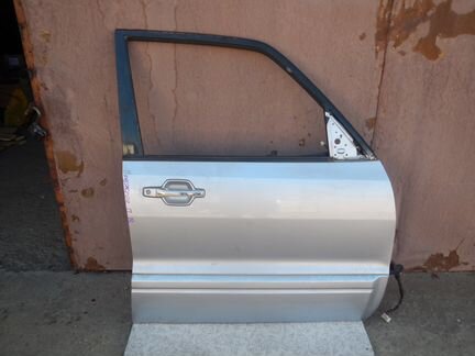 Дверь передняя левая Митцубиси Паджеро 3