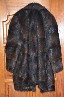 Продаю б/у шубу, нутриевую