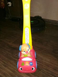 Каталка-игрушка Fisher-Price Ученый щенок в машине