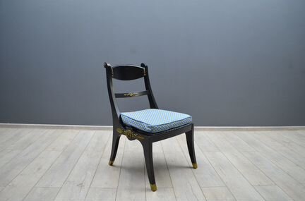 Стул, Италия