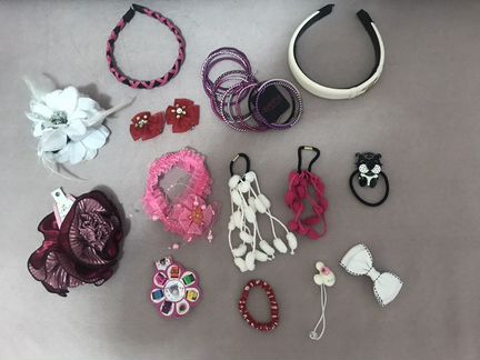 Аксессуары для волос и др. мелочи для девочек