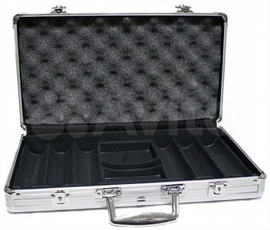 Алюминиевый кейс на 300 фишек