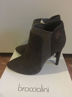 Замшевые ботильоны Braccialini, новые